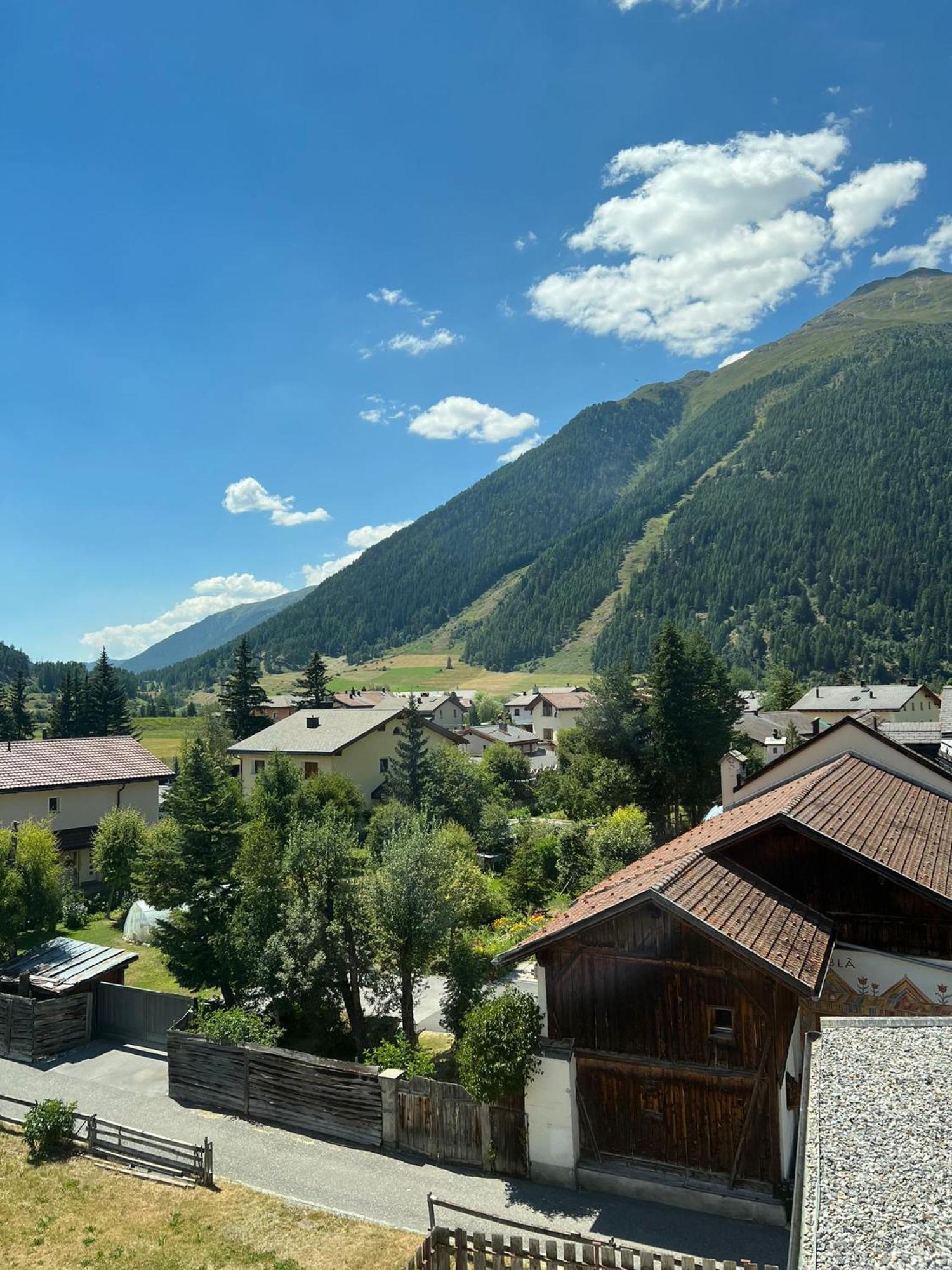 Hotel Adler Garni Zernez Exterior photo